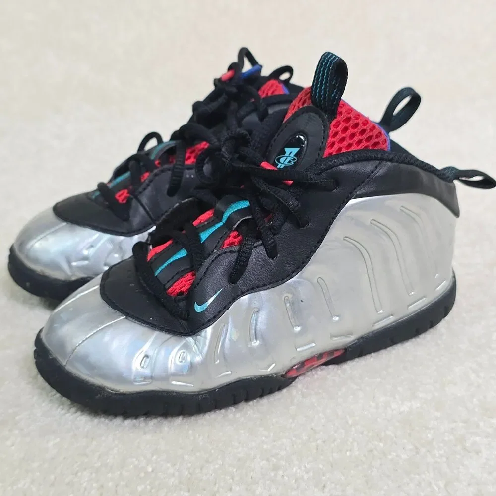 Nike Foamposite Lil Posite Shoes Metallic Silver FJ3305-001 Kids Size 10c